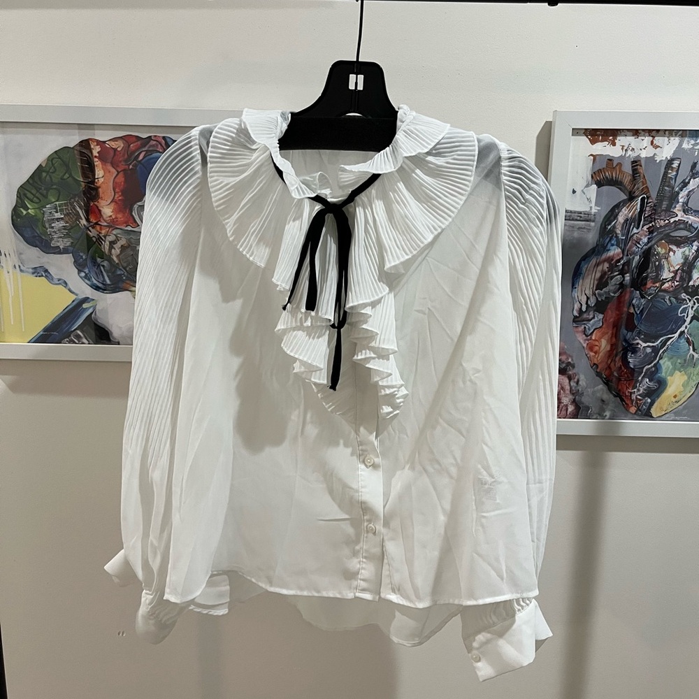 Zara Elegant White Ruffled Blouse